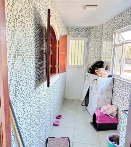 Passo casa em Valparaiso / Serra