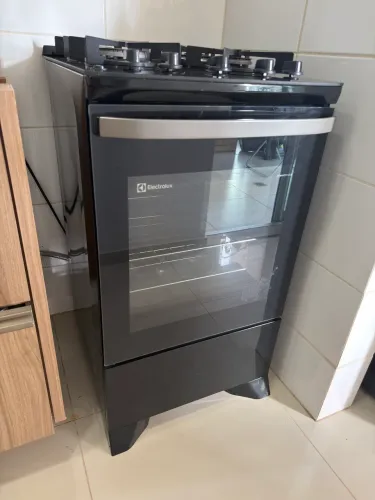 Fogão 4 bocas Electrolux mesa de vidro