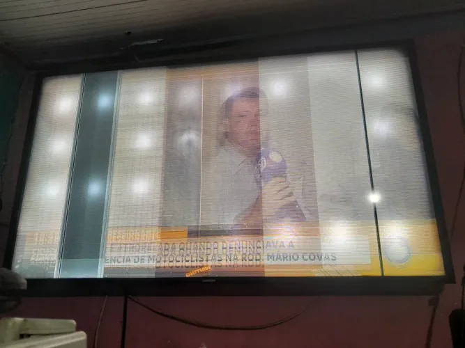 televisão com defeito de 43 polegadas 100 reais 