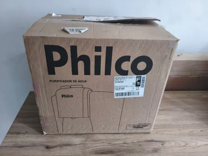 Vendo purificador de água, água quente e fria philco