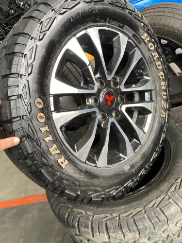 Rodas aro 18 Fiat titanium e l200 + pneus 