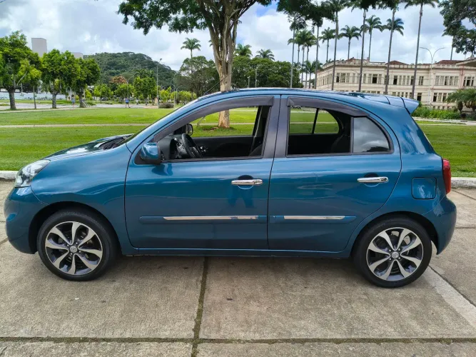 Nissan March SL 1.6 16V Flex Fuel 5P 2015