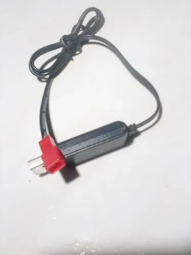 Carregador pra bateria de drone e compativel