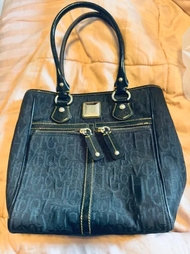 Bolsa Victor Hugo pouquíssimo uso