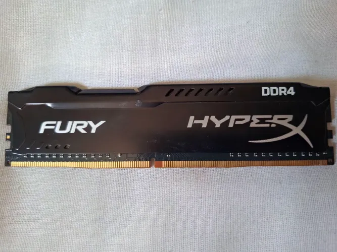 Memória RAM DDR4 4Gb 2400mhz Fury HyperX Memória RAM DDR4 4Gb 2400mhz Fury HyperX