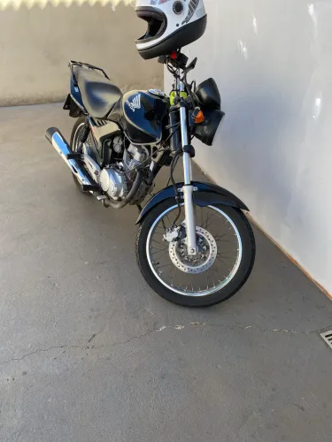 Moto Fan cg 150 partida elétrica flex , segundo dono