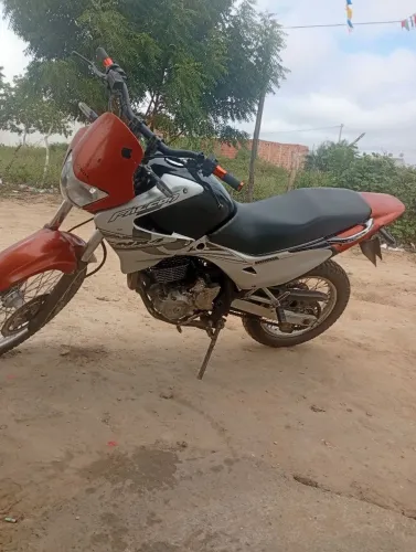 Vende-se ou troca