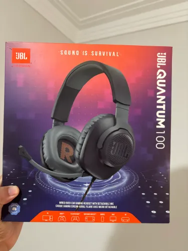 JBL Quantum 100