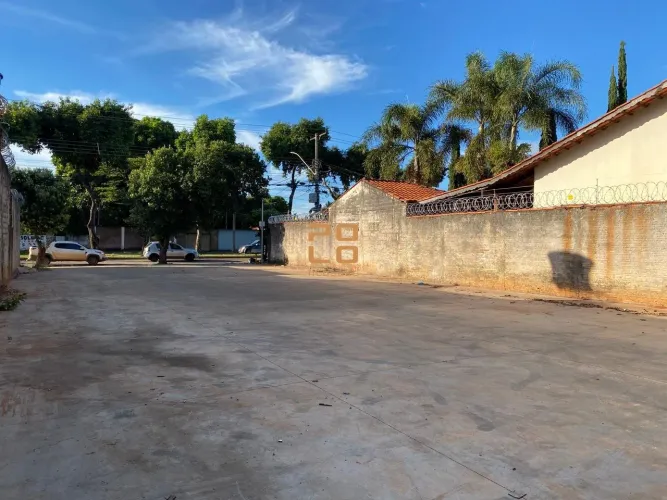 Lote para alugar no Jardim Europa, em Goiânia - GO.