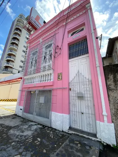 Casarão antigo | Muito bem conservado para aluguel no centro de Belém