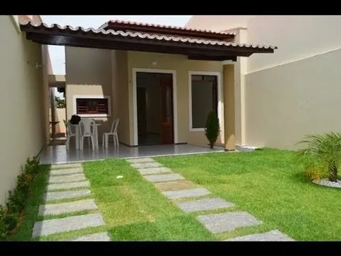 opa meu nome e carlos eduardo faço limpeza de casa,quintal etc