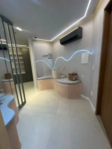 Alugo Sala no Charmant - mobiliada e decorada - excelente opção