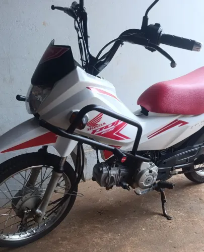 Pop Honda 110i  branca 