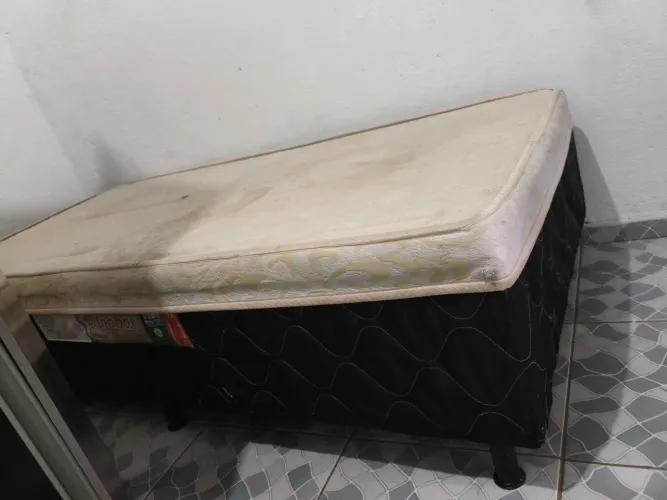 Cama box de solteiro