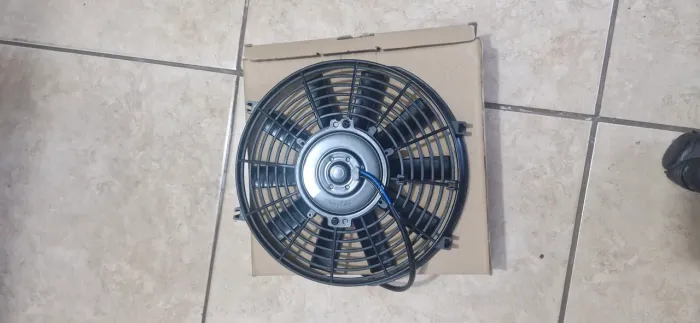 Eletro ventilador universal