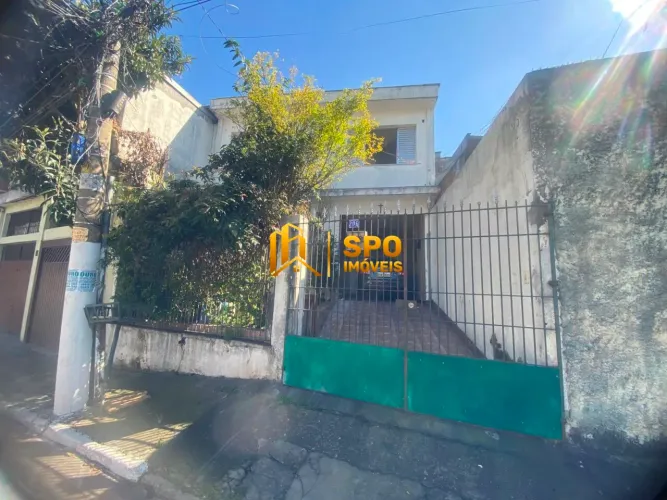 Casa Espaçosa 4 Dormitórios, Sala com 3 ambientes - 126m2