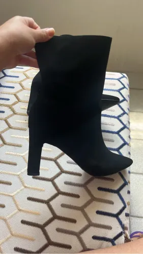 Vendo bota da Constance 