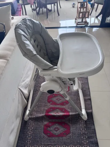 Cadeirão de bebê 