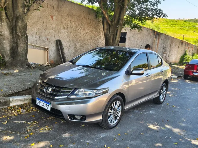 Honda City Sedan LX 1.5 Flex 16V 4P Aut. 2014