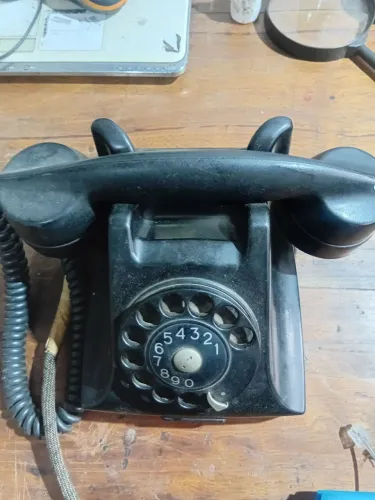 Telefone de disco.antigo só atende