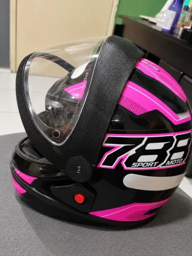 CAPACETE NOVO