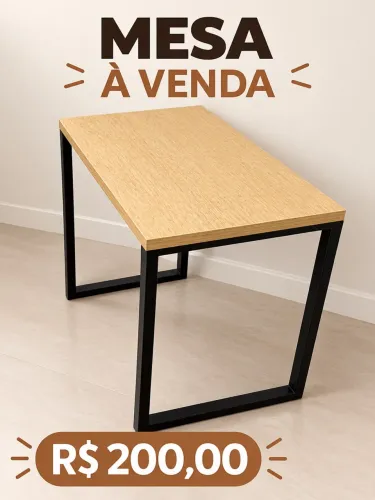Mesa/ escrivaninha