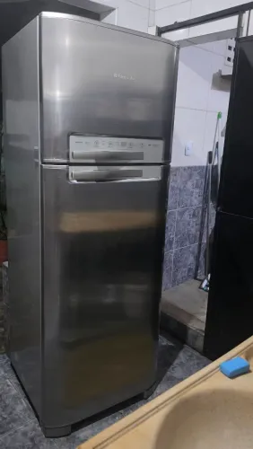 Geladeira com defeito