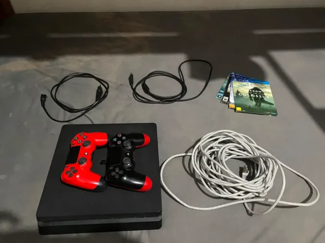 VENDO PS4 SLIM 1TB