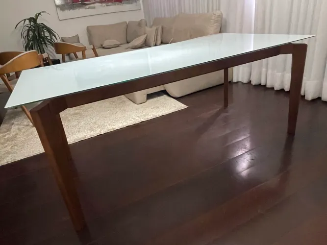 Mesa pé madeira maciça