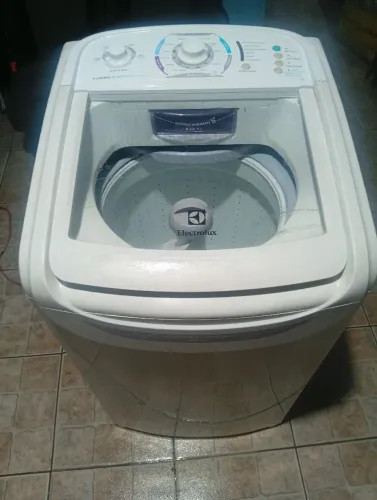 Máquina de lavar roupas Eletrolux 8 kg