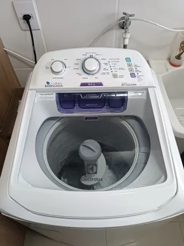 Máquina de Lavar Electrolux LAC09 8,5 kg - Branca (Turbo Economia)