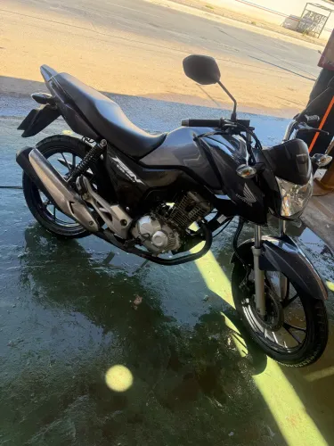 Fan 160 2023/2024 muito nova !Oportunidade