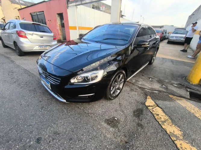 Volvo S60 T-4 Momentum 2.0 190cv 4P 2017