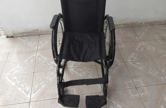Cadeira de rodas e banho