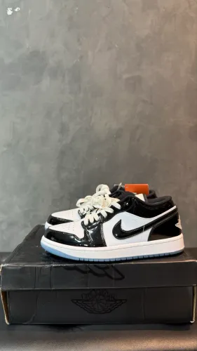 Air Jordan low se Concord 