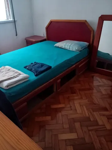  2 Quartos indvduais para rapaz que trabalhe fora ou estudante