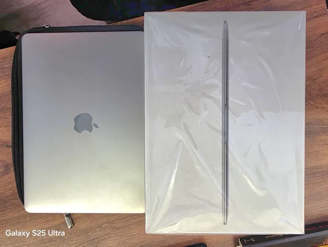 Mac book Apple