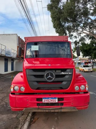 Caminhão Mercedes 2324