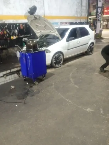 Troco aro 17 em todas de ferro original Fiat 