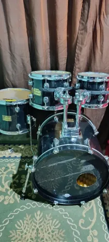 CORPO DE BATERIA MICHAEL BRILLIANT