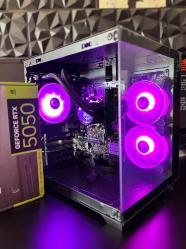 Pc gamer Ryzen 7 5700X+ RTX 5050