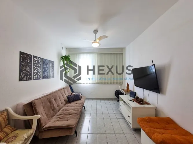 Apartamento na quadra mar da Praia das Pitangueiras, Guaruja