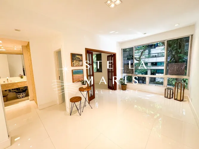 Ipanema, Lindo Apartamento à venda totalmente reformado por arquiteto em excelente localiz