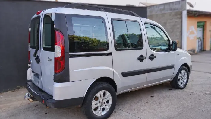 Fiat Doblo Essence 1.8 Flex 16V 5P 2017