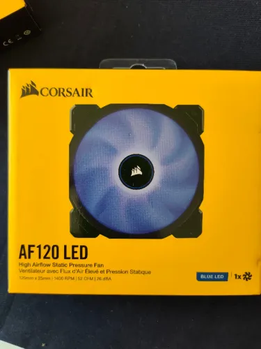 3 Fans Corsair AF120 com LED Azul - Usado uma vez