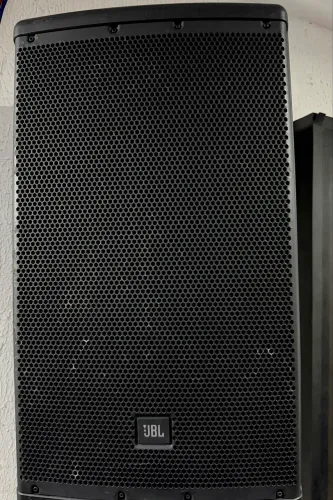 Caixa Ativa EON 612 JBL