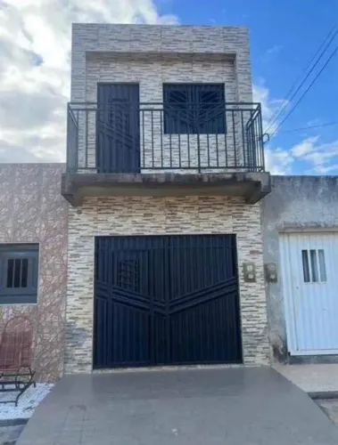 - Casa na Liberdade