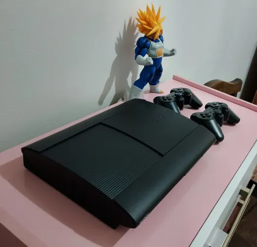 PS3 - completo , desbloqueado e com 30 ótimos jogos.