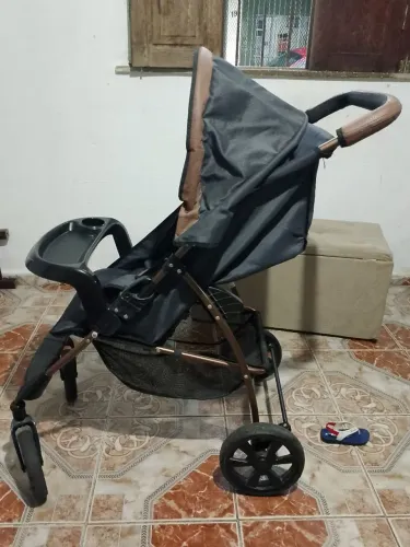 Carrinho de bebê