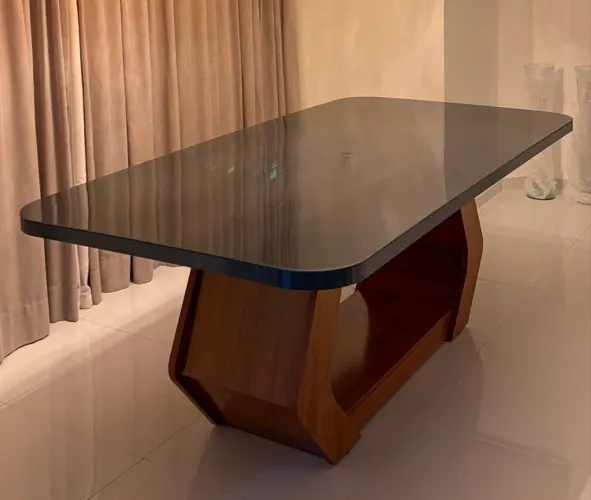 Mesa de jantar grande